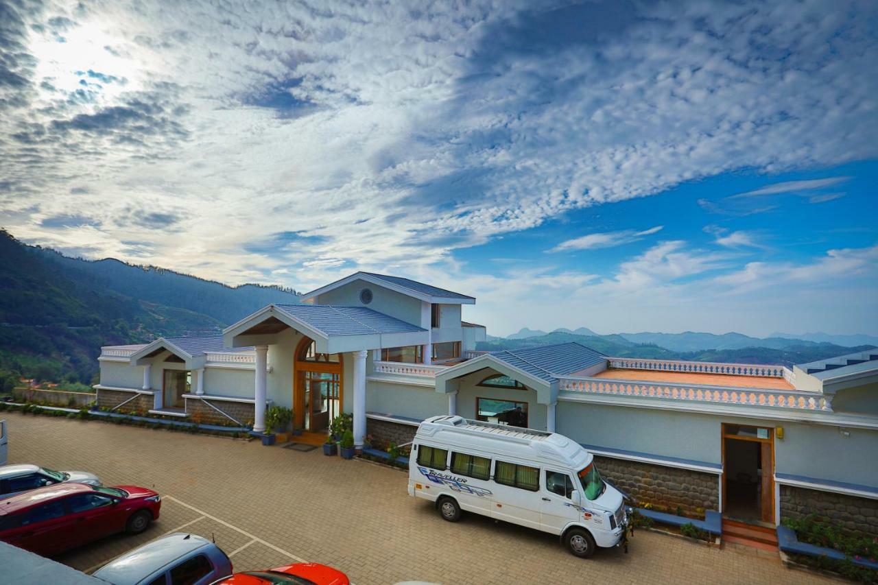 Hotel La Montana By Tgi Udagamandalam Exterior foto